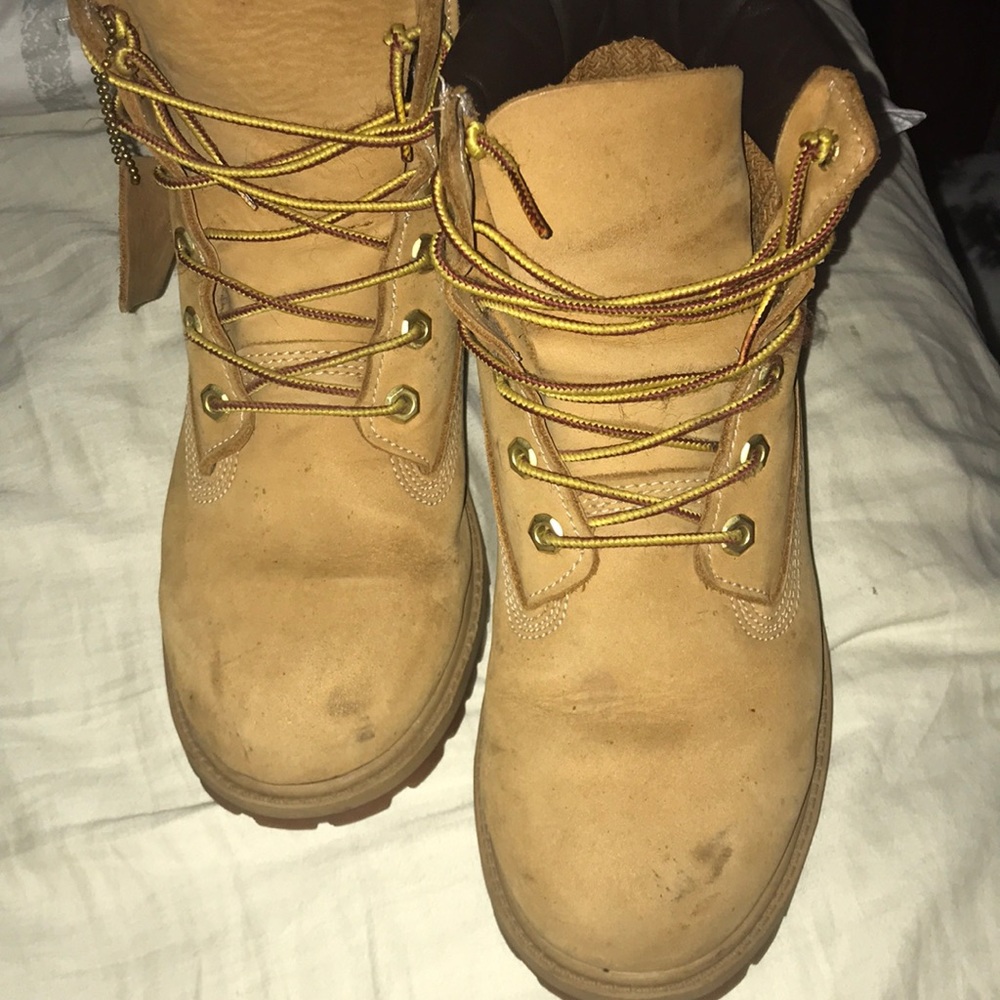 Timberland Boots - Picture 2 of 3